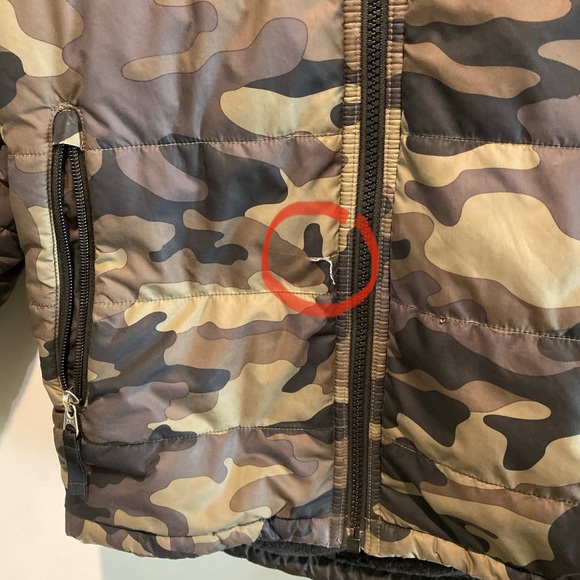 North face boys camp jacket - Picture 2 of 3